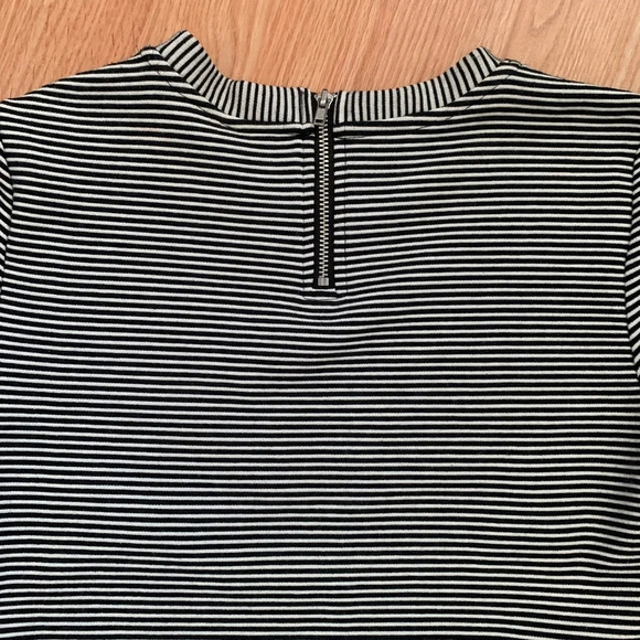H&M Striped Short Sleeve Black & White Bodycon Mini Dress Size S - Picture 10 of 11